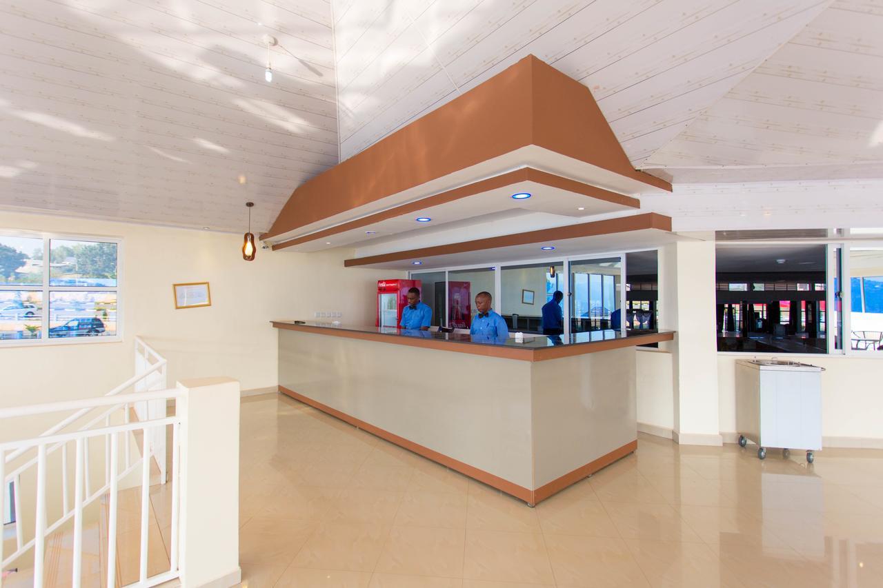 Dove Hotel Kigali Exteriör bild